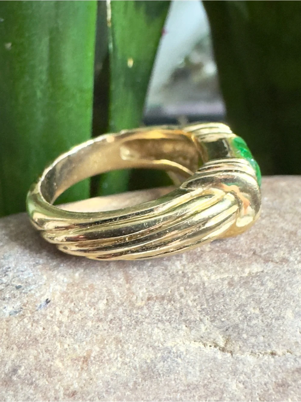 9k Heavy Green Stone Ring
